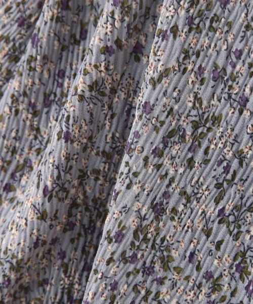 N.（N. Natural Beauty Basic）（エヌエヌナチュラルビューティーベーシック）の「◆コバナプリントプリーツブラウス（シャツ/ブラウス・レディース・ホワイト系その他/ブラック系その他/ブルー系その他・MEDIUM）」の19枚目の写真