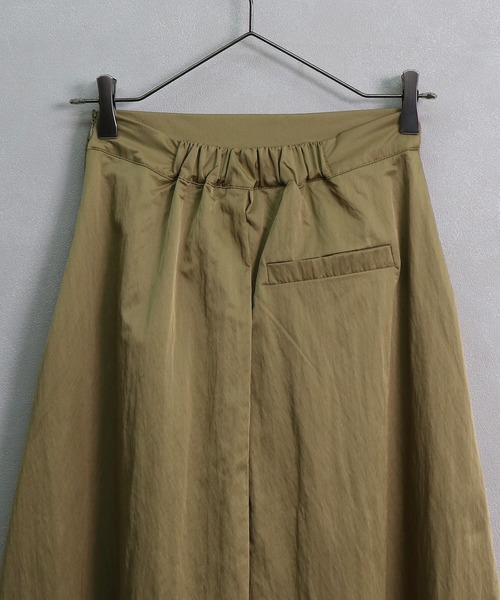 &g'aime（アンジェム）の「【&g'aime】マットサテンロングスカート（スカート・レディース・ブラック/ベージュ/カーキ・FREE）」の17枚目の写真