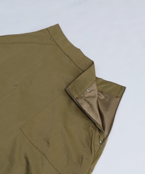 &g'aime（アンジェム）の「【&g'aime】マットサテンロングスカート（スカート・レディース・ブラック/ベージュ/カーキ・FREE）」の19枚目の写真