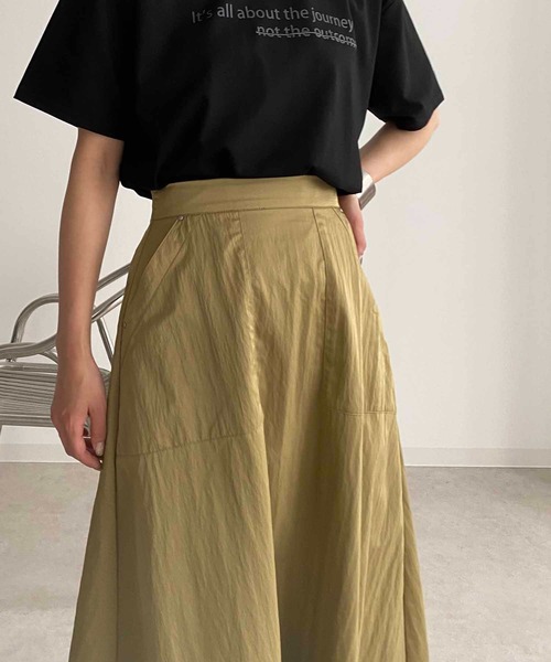 &g'aime（アンジェム）の「【&g'aime】マットサテンロングスカート（スカート・レディース・ブラック/ベージュ/カーキ・FREE）」の8枚目の写真