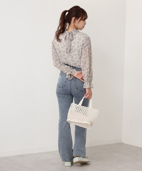 one after another NICE CLAUP（ワンアフターアナザーナイスクラップ）の「巾着セットきらきら編みバッグ（ハンドバッグ・レディース・アイボリー/ラベンダー・FREE）」の10枚目の写真