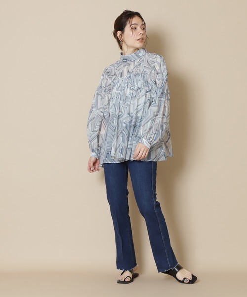 N.(N. Natural Beauty Basic)(エヌエヌナチュラルビューティーベーシック)の「バックスリットストレートデニム(その他パンツ・レディース・グレー/ブルー・SMALL/MEDIUM)」の9枚目の写真