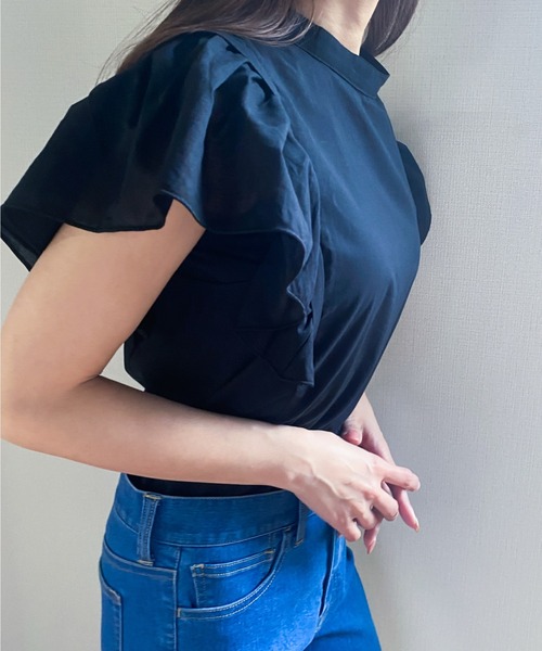 ABITOKYO（アビトーキョー）の「２WAY綿ガーゼショルダーフリルブラウス（シャツ/ブラウス・レディース・ブラック/オフホワイト/ライトグリーン・FREE）」の5枚目の写真