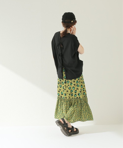 JOURNAL STANDARD relume(ジャーナルスタンダード レリューム)の「バックリボンTEE(Tシャツ/カットソー・レディース・ホワイト/ブラック・FREE)」の11枚目の写真