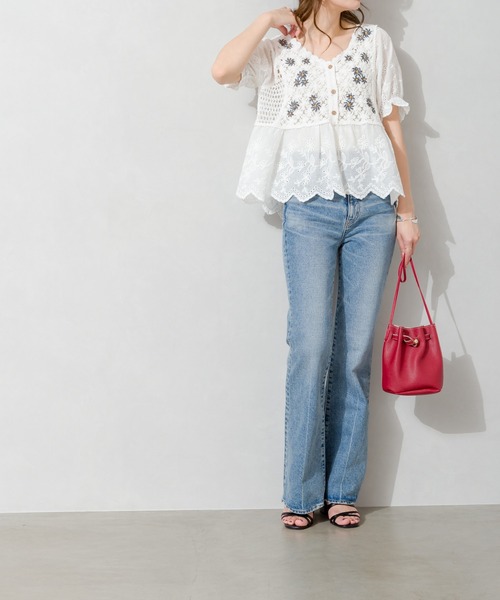 SpRay（スプレイ）の「刺繍スカラップブラウス（シャツ/ブラウス・レディース・ベージュ/オフホワイト・FREE）」の7枚目の写真