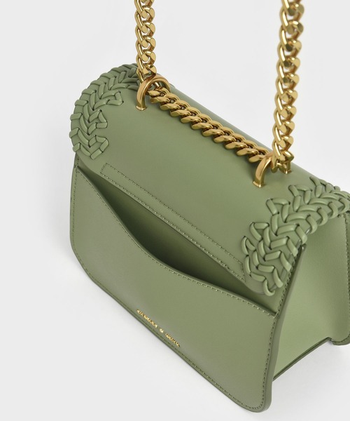 CHARLES & KEITH(チャールズ & キース)の「ウーブンダブルチェーン ハンドルバッグ / Woven Double Chain Handle Bag(ショルダーバッグ・レディース・セージグリーン/ホワイト系その他/チョコ・S)」の21枚目の写真
