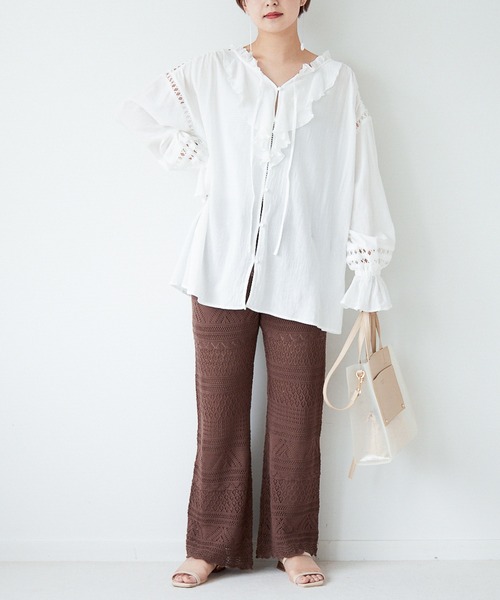 Heather(ヘザー)の「ハシゴレースブラウス 958011(シャツ/ブラウス・レディース・ホワイト/ブラック/カーキ・FREE)」の4枚目の写真