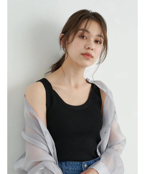 earth music&ecology（アースミュージックアンドエコロジー）の「リブラインニットタンクトップ ＊（タンクトップ・レディース・ブラック/ホワイト系その他2/ベージュ・L/S/M）」の4枚目の写真