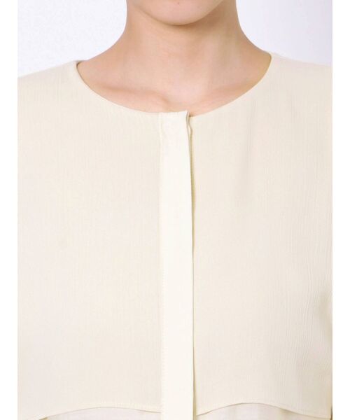 LAGUNAMOON（ラグナムーン）の「オーバーヨークレイヤードブラウス（シャツ/ブラウス・レディース・ブラック/アイボリー・FREE）」の6枚目の写真