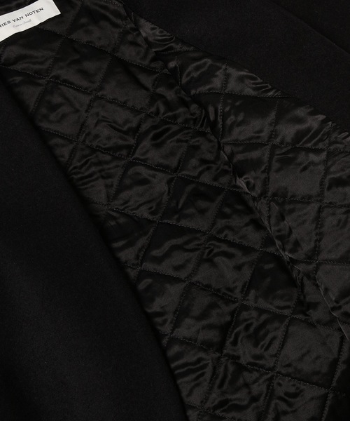 DRIES VAN NOTEN（ドリスヴァンノッテン）の「ROCKS SHORT 3324