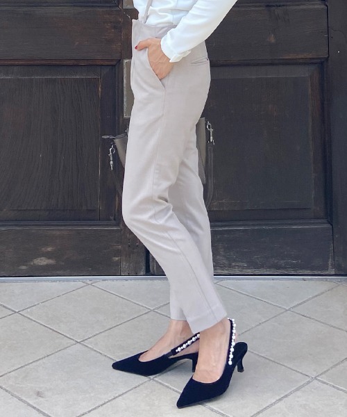 JENNE(ジェンヌ)の「サスペンダー センタープレスパンツ(その他パンツ・レディース・ベージュ/ネイビー/ラベンダー・SMALL/MEDIUM/LARGE/X-SMALL)」の5枚目の写真