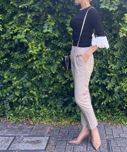 JENNE(ジェンヌ)の「サスペンダー センタープレスパンツ(その他パンツ・レディース・ベージュ/ネイビー/ラベンダー・SMALL/MEDIUM/LARGE/X-SMALL)」の8枚目の写真