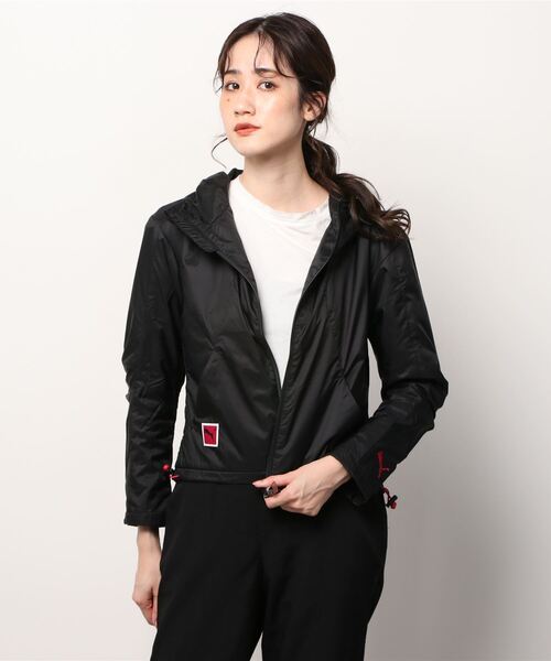 PUMA(プーマ)の「プーマ PUMA ウインドブレーカーウラトリコットジャケット_(ナイロンジャケット・レディース・ネイビー/ブラック/ベージュ・L/M/XL/S)」の2枚目の写真