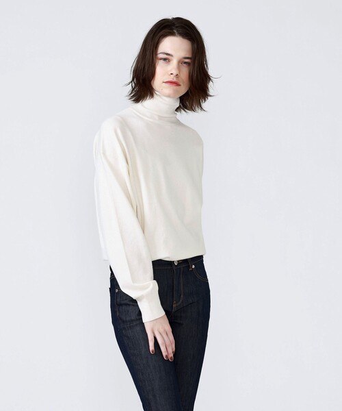 LOVELESS（ラブレス）の「チェーン付き オーバータートルニット（ニット/セーター・レディース・オフホワイト/ブラウン系その他5/ブルー系その他4・36）」の12枚目の写真