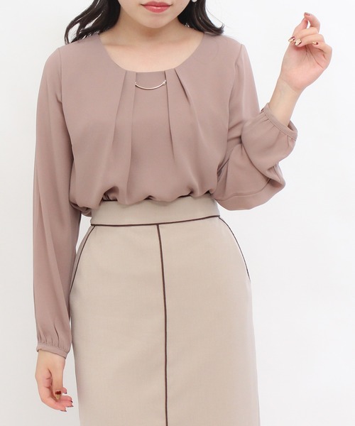 TRUDEA(トルディア)の「金具使いジョーゼットブラウス(シャツ/ブラウス・レディース・ピンクベージュ/ブラック/ライトグレー/モカ/ホワイト/ネイビー・LARGE/MEDIUM/SMALL)」の14枚目の写真
