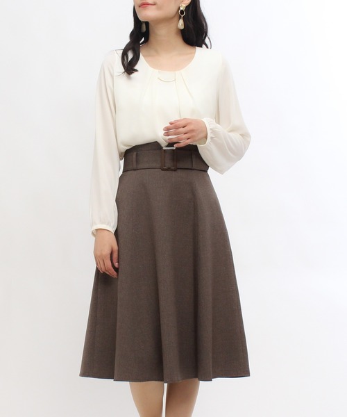 TRUDEA(トルディア)の「金具使いジョーゼットブラウス(シャツ/ブラウス・レディース・ピンクベージュ/ブラック/ライトグレー/モカ/ホワイト/ネイビー・LARGE/MEDIUM/SMALL)」の17枚目の写真