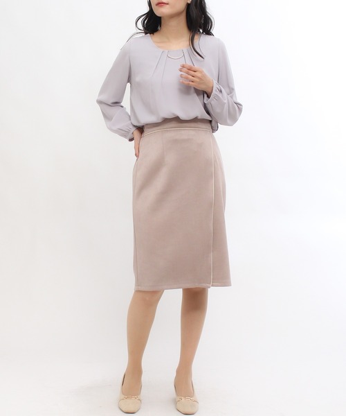 TRUDEA(トルディア)の「金具使いジョーゼットブラウス(シャツ/ブラウス・レディース・ピンクベージュ/ブラック/ライトグレー/モカ/ホワイト/ネイビー・LARGE/MEDIUM/SMALL)」の21枚目の写真