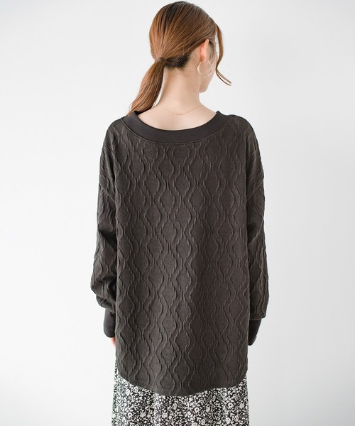 haco!（ハコ）の「ゆるっと着てちゃっかり着映える　ニットみたいなふくれ織りがおしゃれなジャカードトップス（その他トップス・レディース・アイボリー/ブラック・SMALL/MEDIUM/LARGE/X-LARGE）」の6枚目の写真