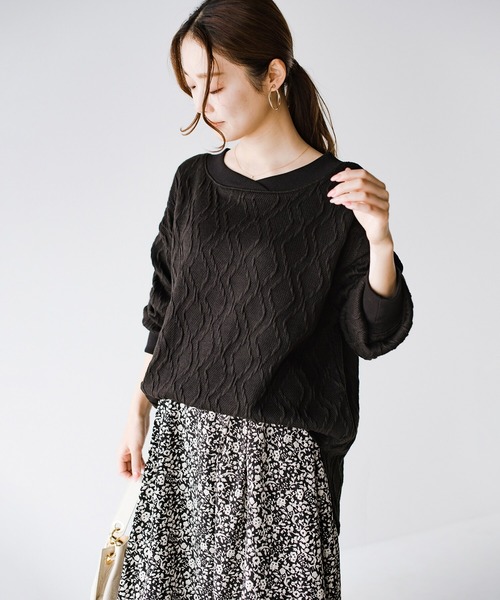 haco!（ハコ）の「ゆるっと着てちゃっかり着映える　ニットみたいなふくれ織りがおしゃれなジャカードトップス（その他トップス・レディース・アイボリー/ブラック・SMALL/MEDIUM/LARGE/X-LARGE）」の9枚目の写真