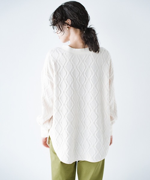 haco!（ハコ）の「ゆるっと着てちゃっかり着映える　ニットみたいなふくれ織りがおしゃれなジャカードトップス（その他トップス・レディース・アイボリー/ブラック・SMALL/MEDIUM/LARGE/X-LARGE）」の18枚目の写真