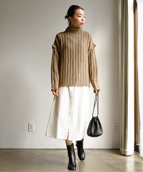 feepur（フェピュール）の「《ウォッシャブル》ダメージリブハイネックニット（ニット/セーター・レディース・ブラック/エンジ/オフホワイト/カーキ/グリーン・MEDIUM）」の16枚目の写真