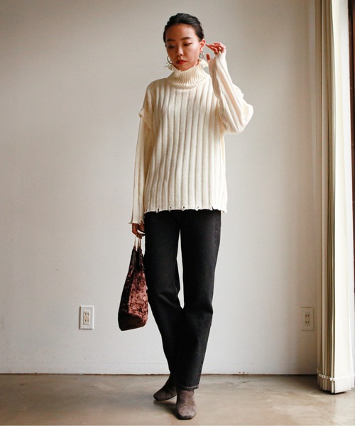 feepur（フェピュール）の「《ウォッシャブル》ダメージリブハイネックニット（ニット/セーター・レディース・ブラック/エンジ/オフホワイト/カーキ/グリーン・MEDIUM）」の19枚目の写真