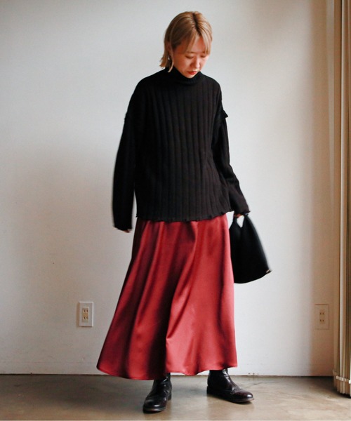 feepur（フェピュール）の「《ウォッシャブル》ダメージリブハイネックニット（ニット/セーター・レディース・ブラック/エンジ/オフホワイト/カーキ/グリーン・MEDIUM）」の9枚目の写真