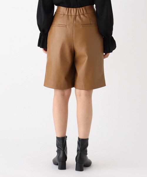 AG by aquagirl(エージーバイアクアガール)の「◆シンセティックレザーショートパンツ【WEB限定サイズ】(その他パンツ・レディース・ブラック/ブラウン系・38/36)」の5枚目の写真
