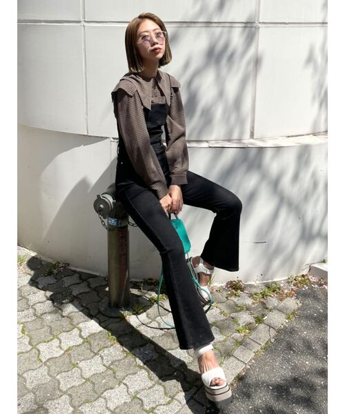 EMODA（エモダ）の「ビッグカラーロングトップ（シャツ/ブラウス・レディース・ホワイト/ブラック/ブラウン/マスタード・FREE）」の11枚目の写真