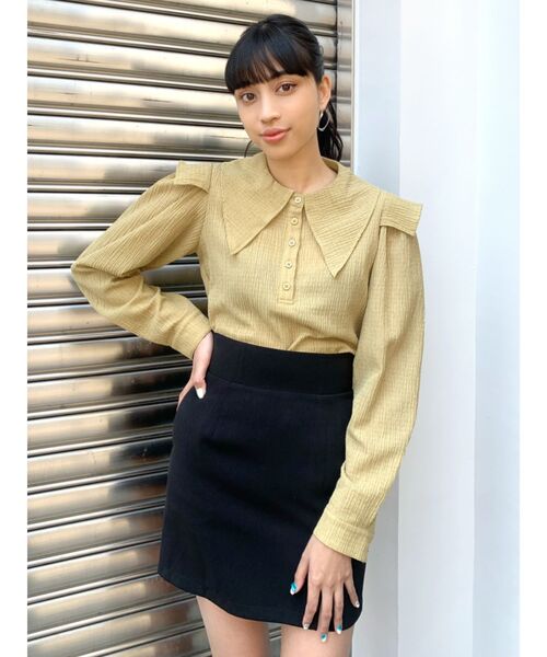 EMODA（エモダ）の「ビッグカラーロングトップ（シャツ/ブラウス・レディース・ホワイト/ブラック/ブラウン/マスタード・FREE）」の20枚目の写真