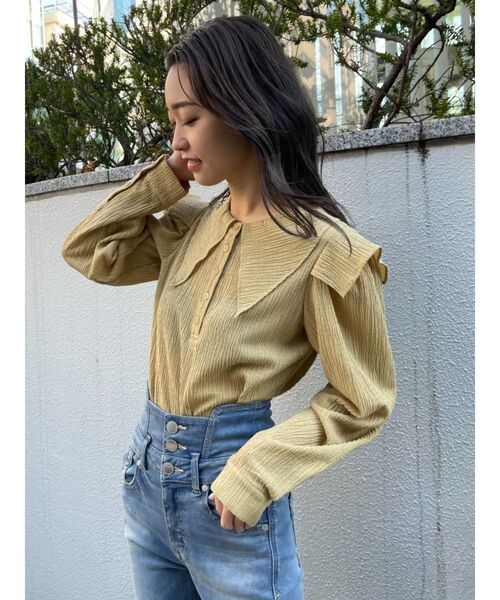 EMODA（エモダ）の「ビッグカラーロングトップ（シャツ/ブラウス・レディース・ホワイト/ブラック/ブラウン/マスタード・FREE）」の6枚目の写真