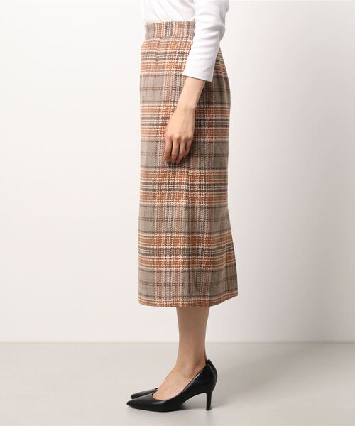 Te chichi TERRASSE(テチチテラス)の「チェックタイトスカート(スカート・レディース・ブラック/ベージュ/モカ・SMALL/MEDIUM)」の5枚目の写真