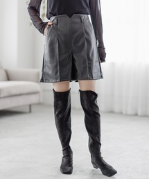 フェイクレザーショートパンツ 261738