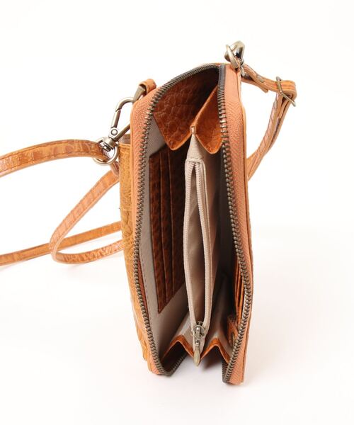 VEENA 1921（ヴィーナ）の「【VEENA 1921】スマホポーチ　お財布ポーチ　縦型　本革（ショルダーバッグ・レディース・ブラウン/パイソン/ブラック・FREE）」の5枚目の写真