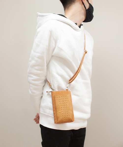 VEENA 1921（ヴィーナ）の「【VEENA 1921】スマホポーチ　お財布ポーチ　縦型　本革（ショルダーバッグ・レディース・ブラウン/パイソン/ブラック・FREE）」の17枚目の写真