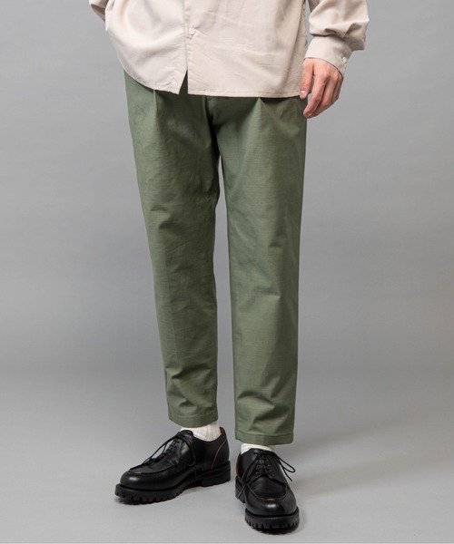 MR.OLIVE（ミスターオリーブ）の「バックサテン ストレッチ / ワンプリーツ テーパード イージーパンツ（スラックス・メンズ・オフホワイト/ブラック/ベージュ/グリーン・SMALL/MEDIUM/LARGE）」の4枚目の写真