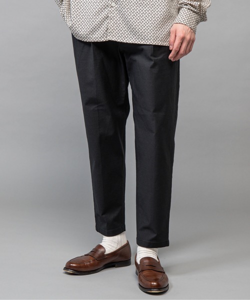 MR.OLIVE（ミスターオリーブ）の「バックサテン ストレッチ / ワンプリーツ テーパード イージーパンツ（スラックス・メンズ・オフホワイト/ブラック/ベージュ/グリーン・SMALL/MEDIUM/LARGE）」の7枚目の写真