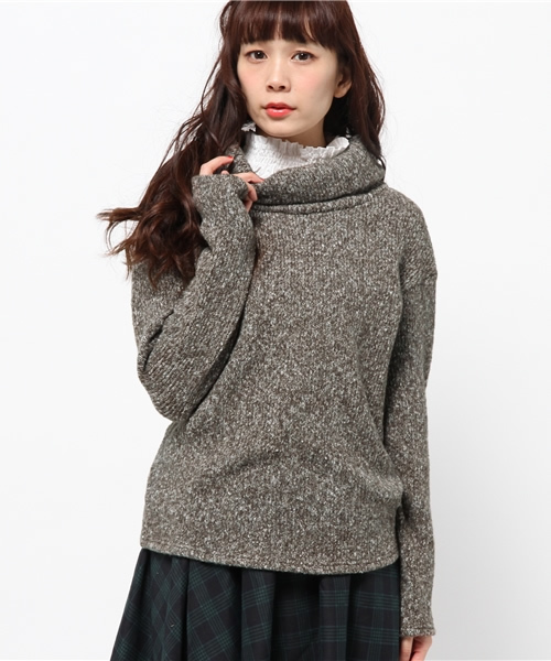 mystic（ミスティック）の「フリルオフタートル（ニット/セーター・レディース・グレー/ベージュ/チャコールグレー/ライトグレー・ﾌﾘ-）」の3枚目の写真