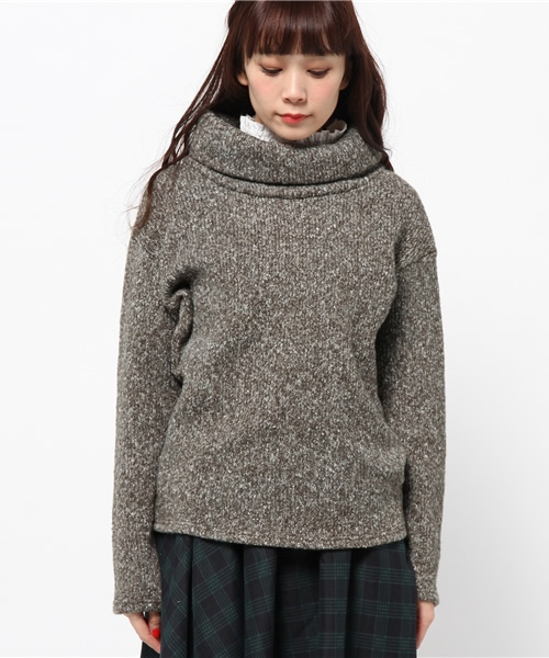 mystic（ミスティック）の「フリルオフタートル（ニット/セーター・レディース・グレー/ベージュ/チャコールグレー/ライトグレー・ﾌﾘ-）」の8枚目の写真