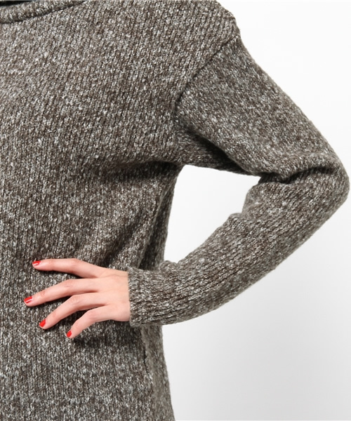 mystic（ミスティック）の「フリルオフタートル（ニット/セーター・レディース・グレー/ベージュ/チャコールグレー/ライトグレー・ﾌﾘ-）」の12枚目の写真