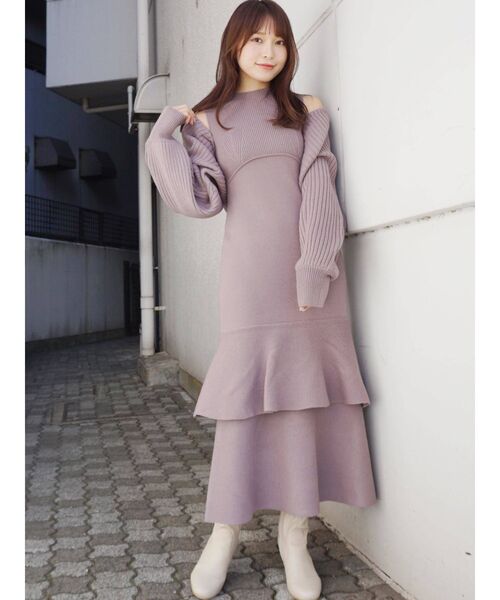 MERCURYDUO（マーキュリーデュオ）の「バックディティールボレロセットニットワンピース（ワンピース・レディース・ベージュ/オフホワイト/ピンク・FREE）」の4枚目の写真