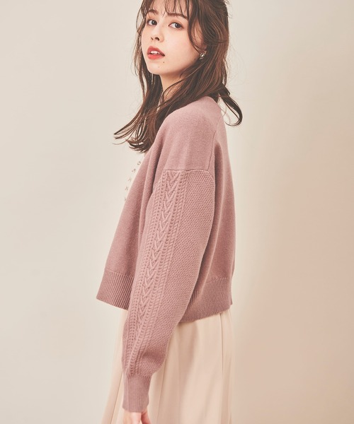31 Sons de mode（トランテアン　ソン　ドゥ　モード）の「袖ケーブル切替カーディガン（カーディガン/ボレロ・レディース・オフホワイト/サックスブルー/ピンク・36）」の9枚目の写真
