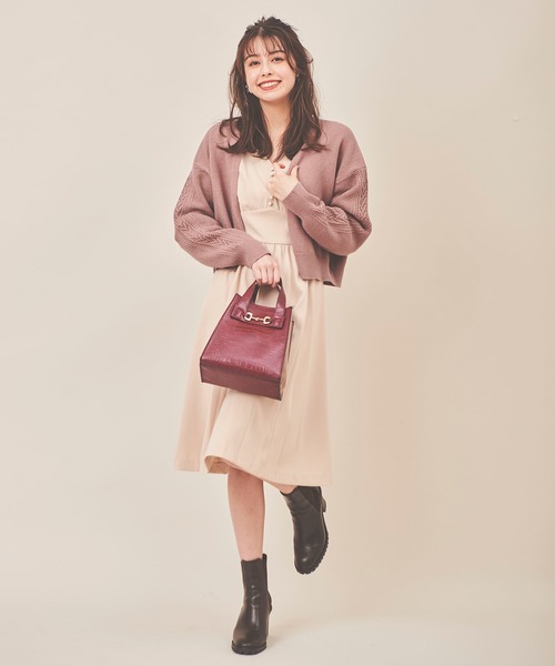 31 Sons de mode（トランテアン　ソン　ドゥ　モード）の「袖ケーブル切替カーディガン（カーディガン/ボレロ・レディース・オフホワイト/サックスブルー/ピンク・36）」の15枚目の写真