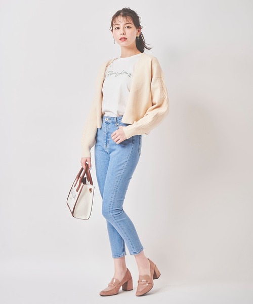 31 Sons de mode（トランテアン　ソン　ドゥ　モード）の「袖ケーブル切替カーディガン（カーディガン/ボレロ・レディース・オフホワイト/サックスブルー/ピンク・36）」の21枚目の写真