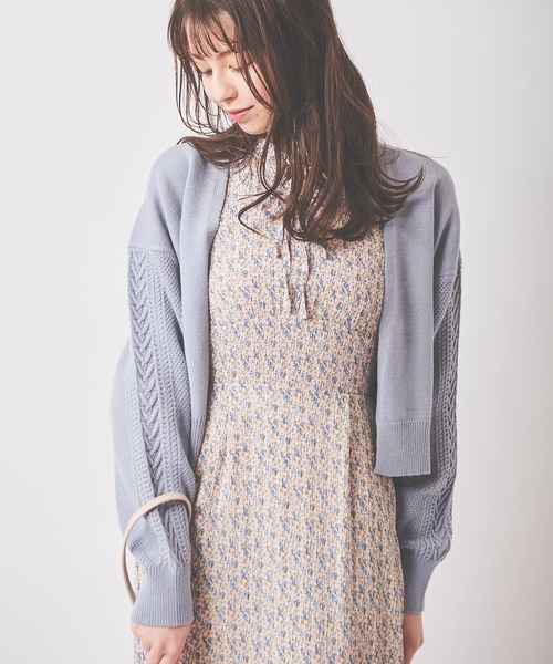 31 Sons de mode（トランテアン　ソン　ドゥ　モード）の「袖ケーブル切替カーディガン（カーディガン/ボレロ・レディース・オフホワイト/サックスブルー/ピンク・36）」の22枚目の写真