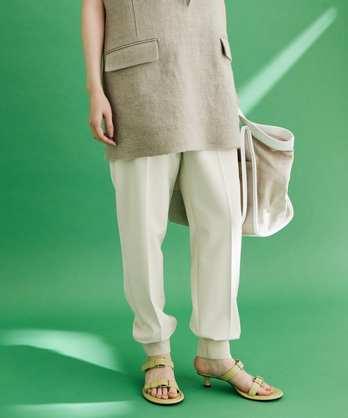 ADAM ET ROPE'(アダムエロペ)の「リサイクルジョグパンツ(その他パンツ・レディース・ブラック/キナリ・36/38)」の1枚目の写真