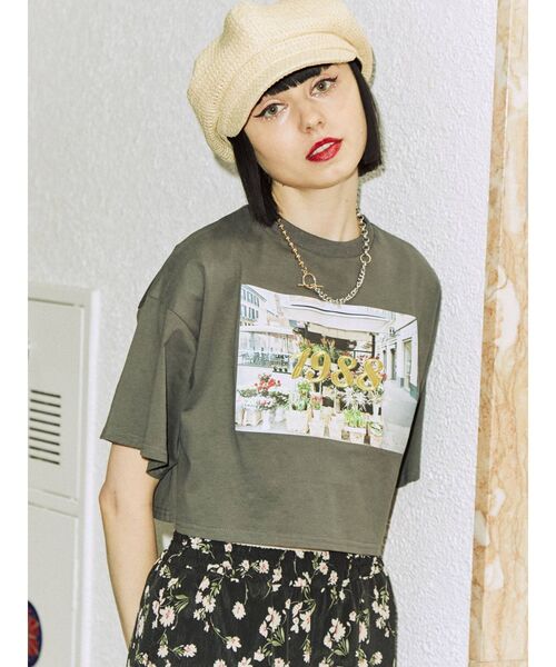 jouetie(ジュエティ)の「1988クロップド Tシャツ(Tシャツ/カットソー・レディース・ブラック/レッド/アイボリー・MEDIUM)」の12枚目の写真