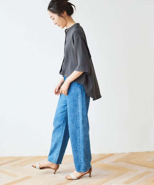 le.coeur blanc（ルクールブラン）の「2WAYジョーゼットブラウス（シャツ/ブラウス・レディース・オフホワイト/サックスブルー/ダークグレー・38）」の9枚目の写真