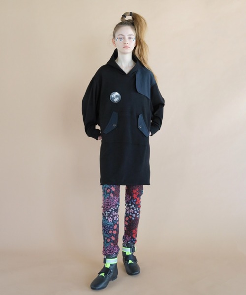 BEDSIDEDRAMA(ベットサイドドラマ)の「bedsidedrama/ベッドサイドドラマ/Trench parka one-pice(ワンピース・レディース・ブラック/グレー・1/2)」の2枚目の写真