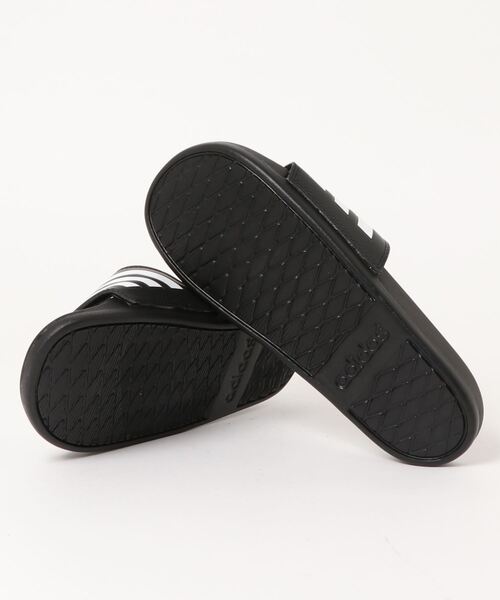 adidas（アディダス）の「adidas アディダス ADILETTE COMFORT U シャワーサンダル(アディレッタコンフォートU) GZ5891（サンダル・レディース・ブラック・25.5cm/26.5cm/27.5cm/28.5cm/22.5cm/23.5cm/24.5cm）」の3枚目の写真